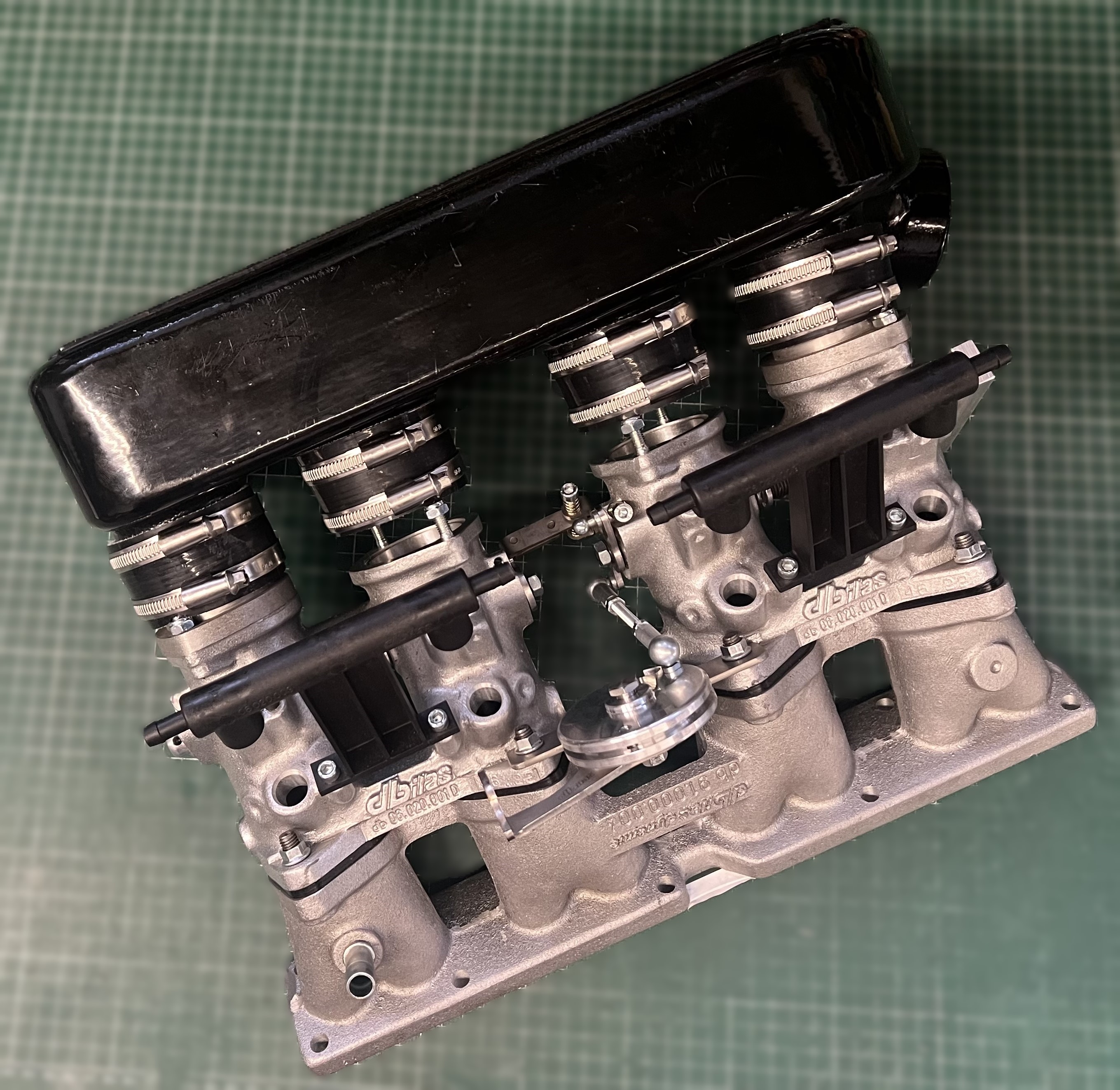 Mutli-throttle intake system for Mercedes  Motor M102 2,3-2,5 16V